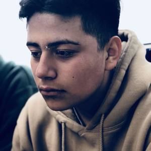 Meet your Posher, Eduardo